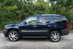 Cadillac Escalade. Side