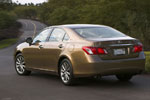 Lexus ES. Rear