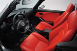 Daihatsu Copen. Interior